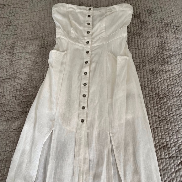 Aakaa Strapless button down dress - Picture 5 of 8